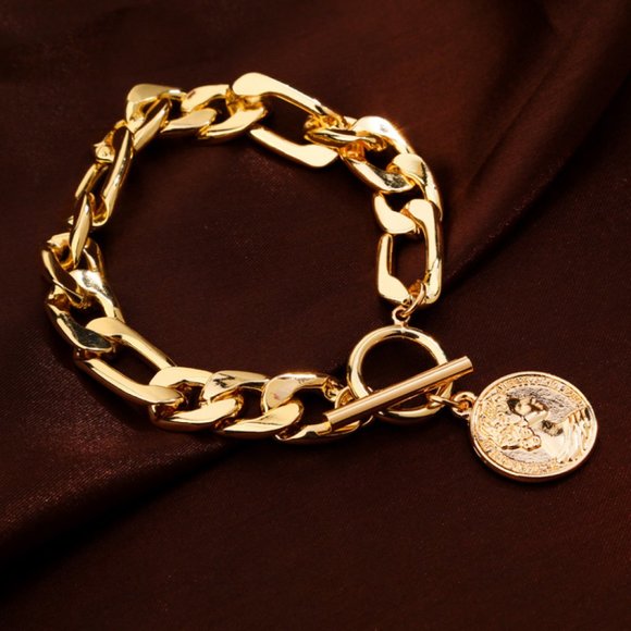 Chunky Chain Toggle Clasp Bracelet For Women - Picture 2 of 6